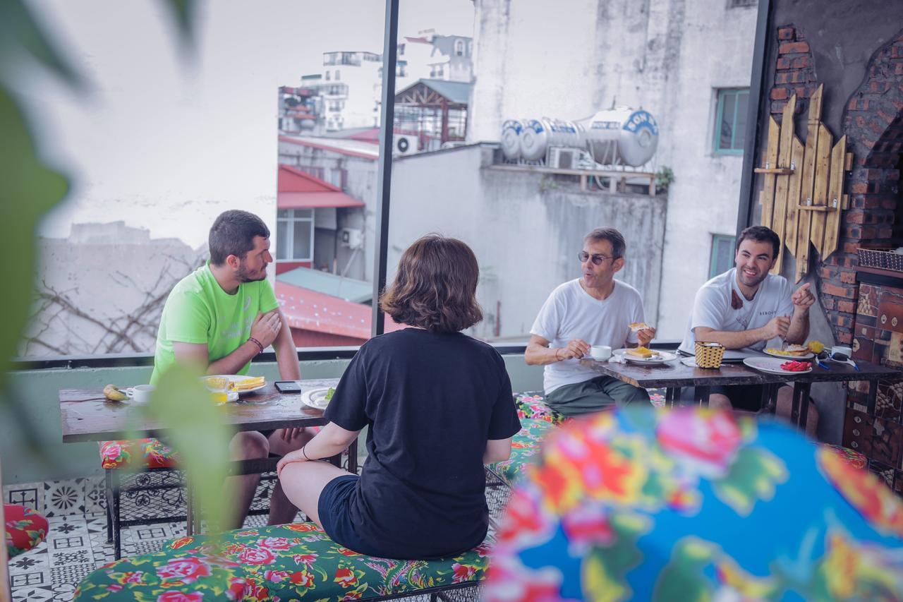 Halley Hostel Ханой Екстер'єр фото